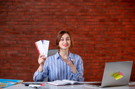 How to Apply for an Urgent Indian eVisa for Last-Minute Travel (And Track Your Status Live)